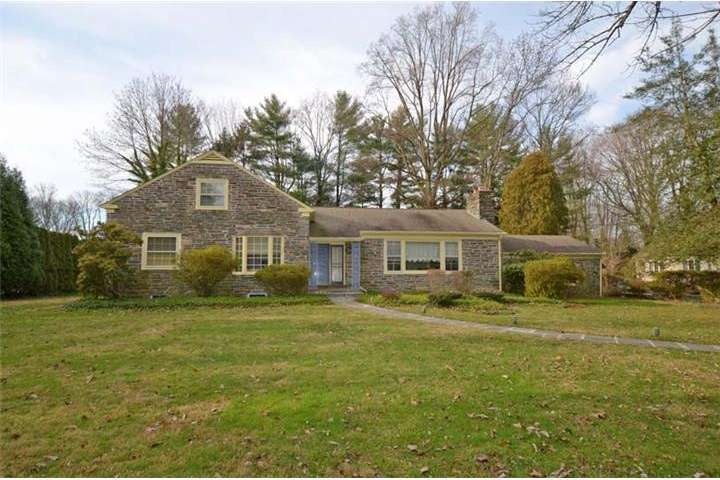 822 Morris Ave, Bryn Mawr, PA 19010 - photo 1