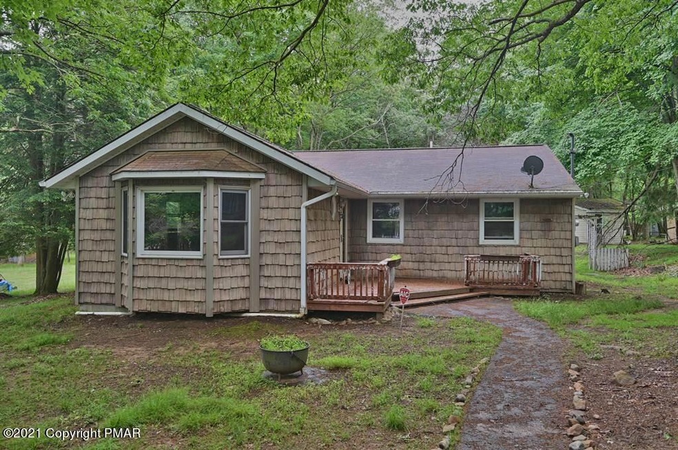 111 Chestnut Ln, Albrightsville, PA 18210 - photo 1