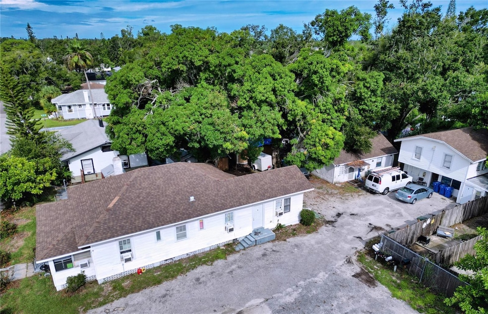 1514 12th Ave W, Bradenton, FL 34205 - photo 1