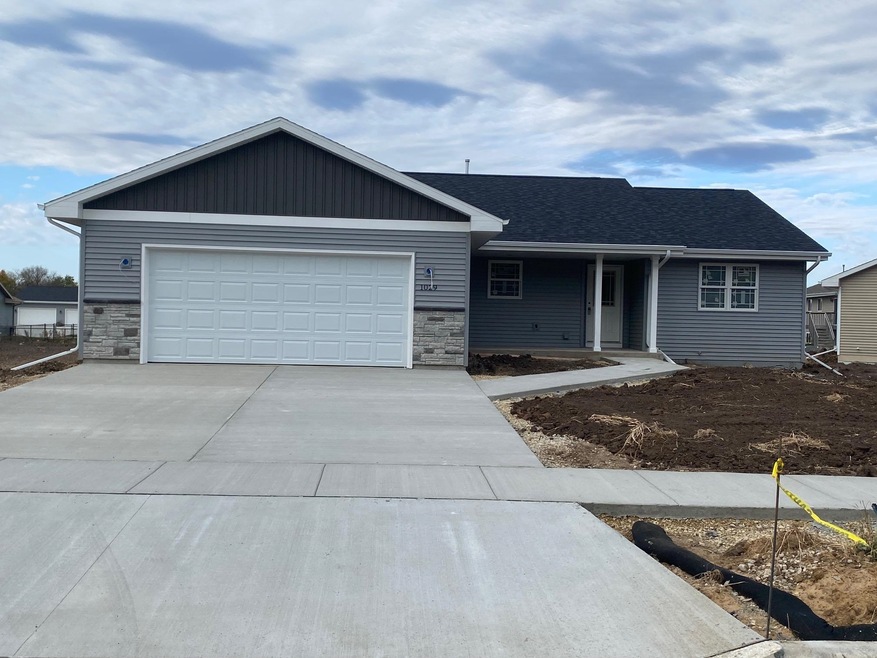 1029 Plum Ct, Janesville, WI 53546 - photo 1