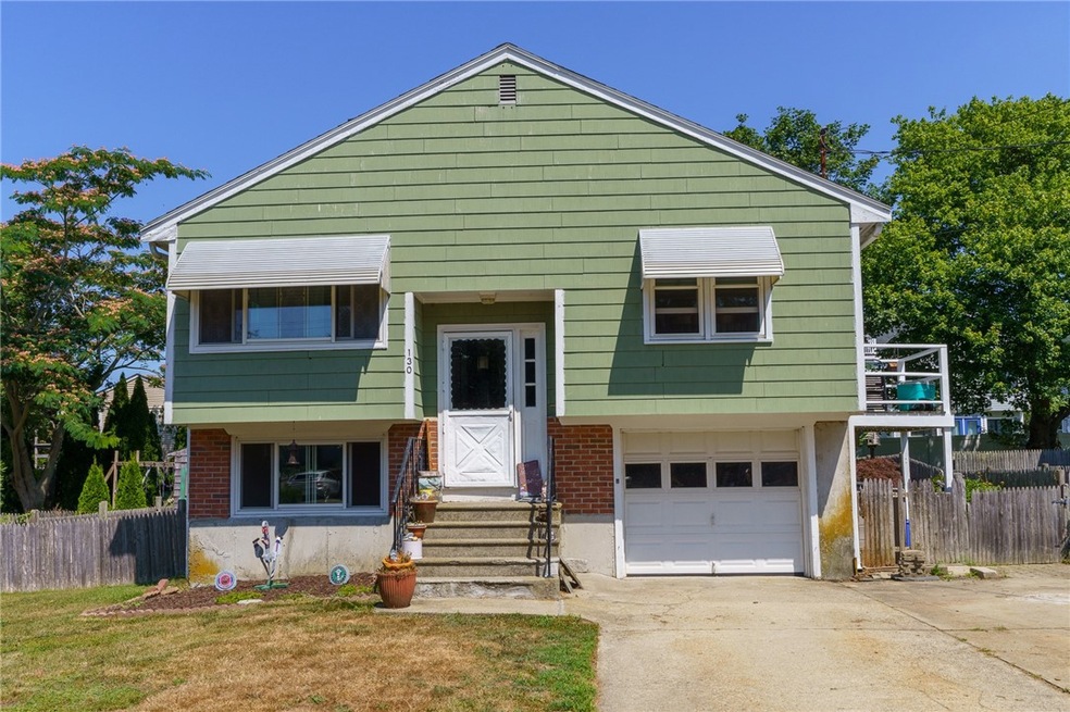130 Newport Ave, Middletown, RI 02842 - photo 1