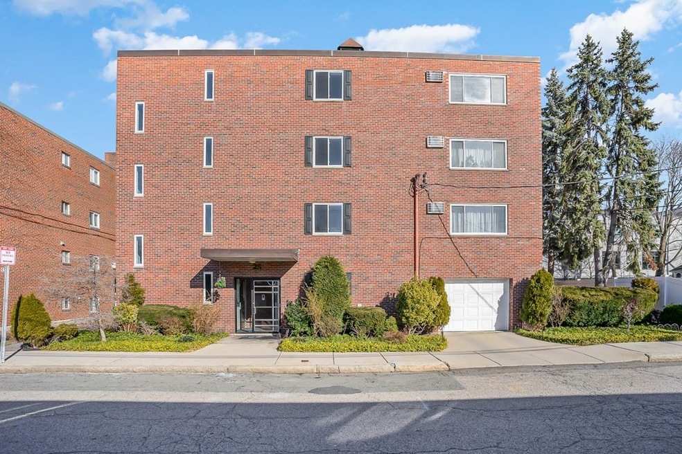 25 Homer Ave unit 31, Cambridge, MA 02138 - photo 1