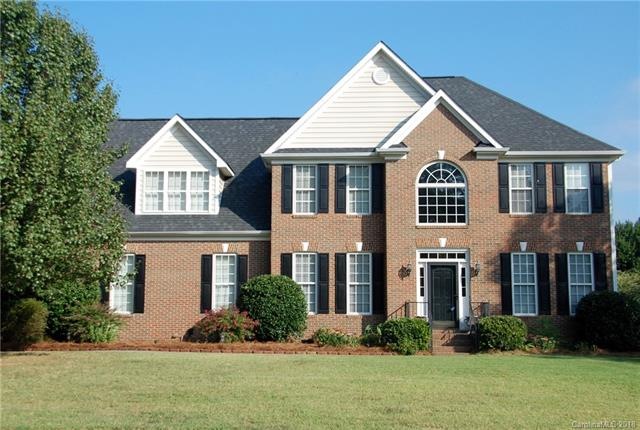 Beautiful Brick 2 story home in Lake Park!