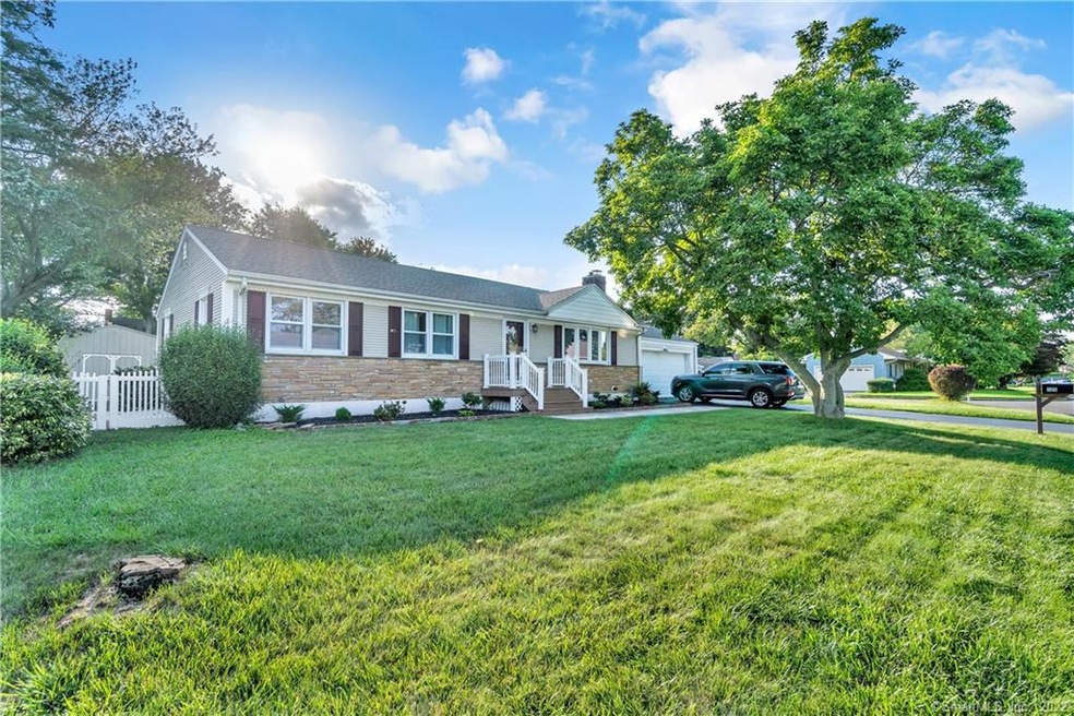 125 Okenuck Trail, Stratford, CT 06614 - photo 1