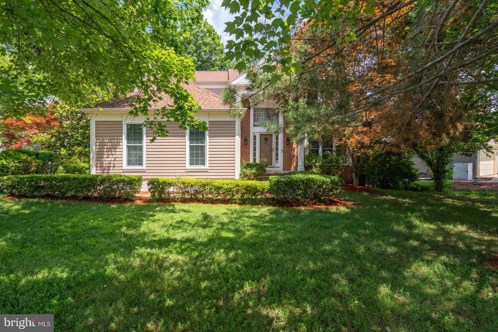 2850 Chevoit Hill Ct, Woodbridge, VA 22191 - photo 1