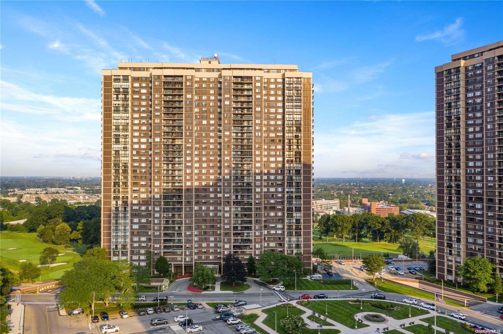 North Shore Towers unit 18N, Floral Park, NY 11005 - photo 1