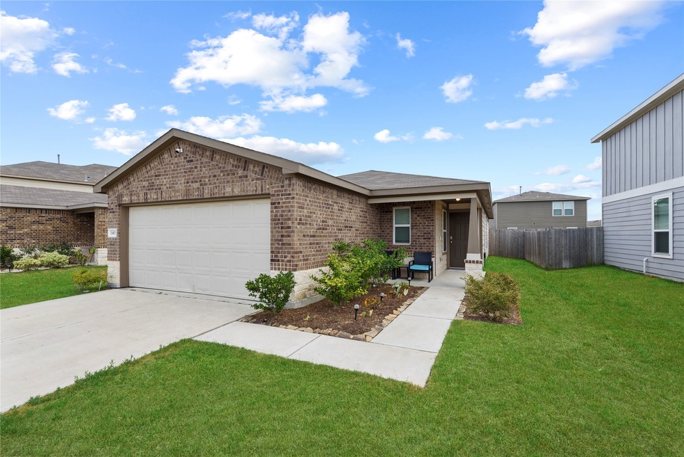 24027 Hay Needle Ln, Hockley, TX 77447 - photo 1