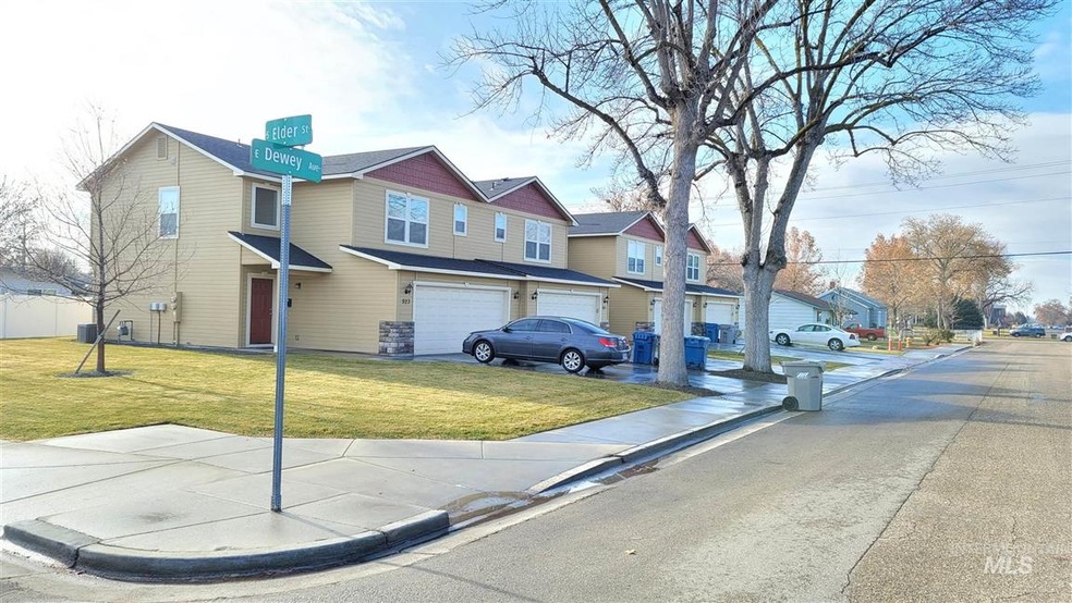 915 E Dewey Ave, Nampa, ID 83686 - photo 1