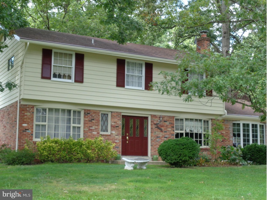 6944 Greenwood Dr, Glenn Dale, MD 20769 - photo 1