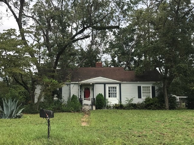 1207 5th Ave, Albany, GA 31707 - photo 1