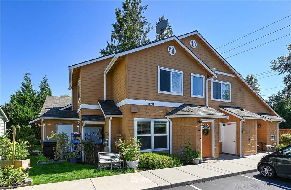 11121 7th Place W unit B, Everett, WA 98204 - photo 1