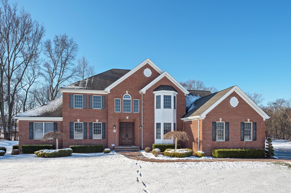 01_15SaxonCourt_57_FrontView_HiRes - Cop