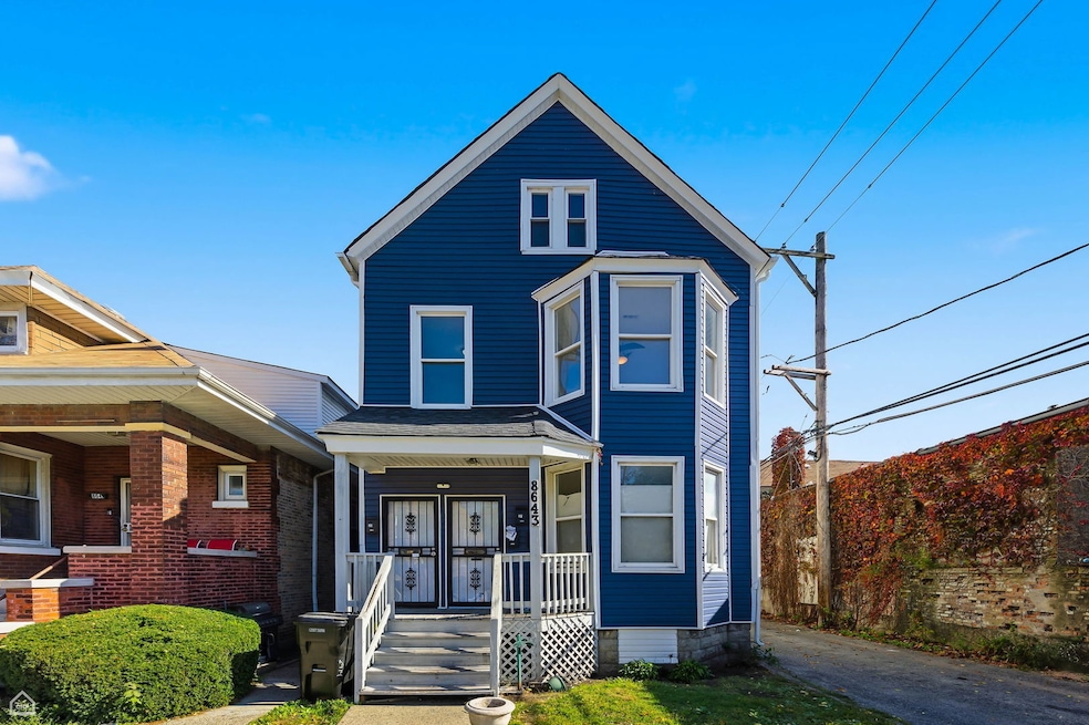 8643 S Exchange Ave, Chicago, IL 60617 - photo 1
