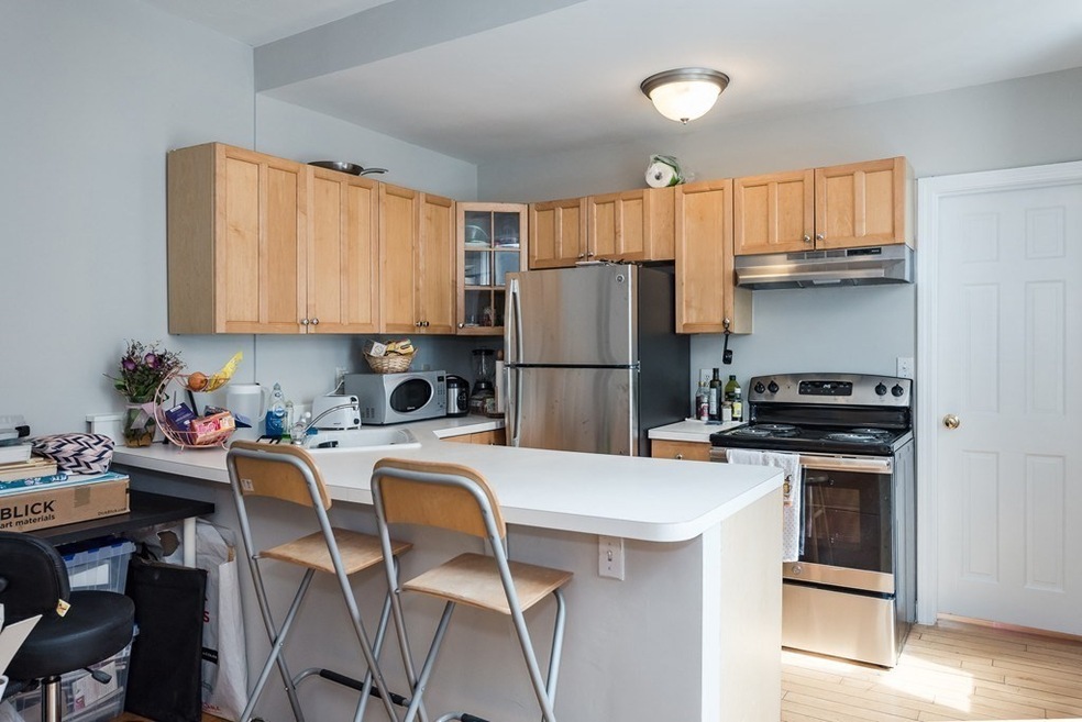 43 Park Vale Ave unit 8, Allston, MA 02134 - photo 1