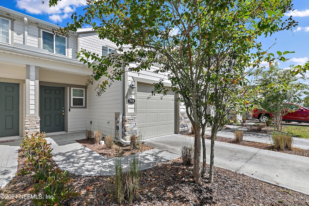 For Rent $1,595/month