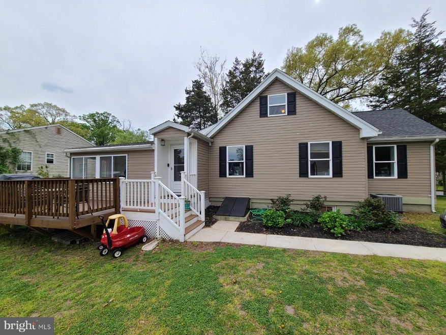 801 207th St, Pasadena, MD 21122 - photo 1