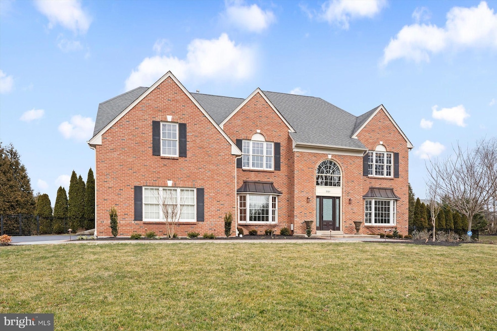 2105 Keystone Dr, Hatfield, PA 19440 - photo 1