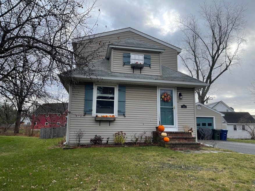 104 Huntress Ave, South Portland, ME 04106 - photo 1