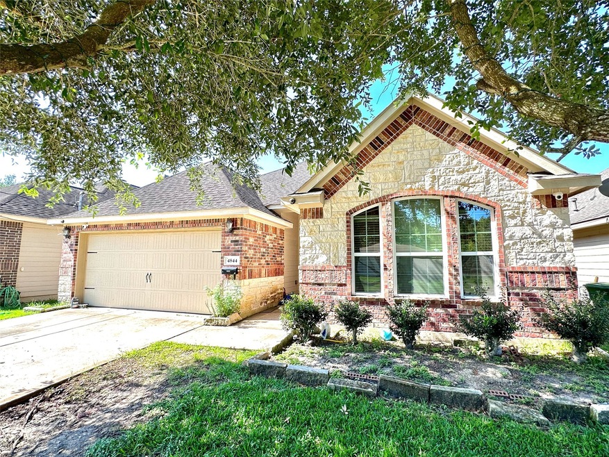 4844 Briscoe St, Houston, TX 77033 - photo 1