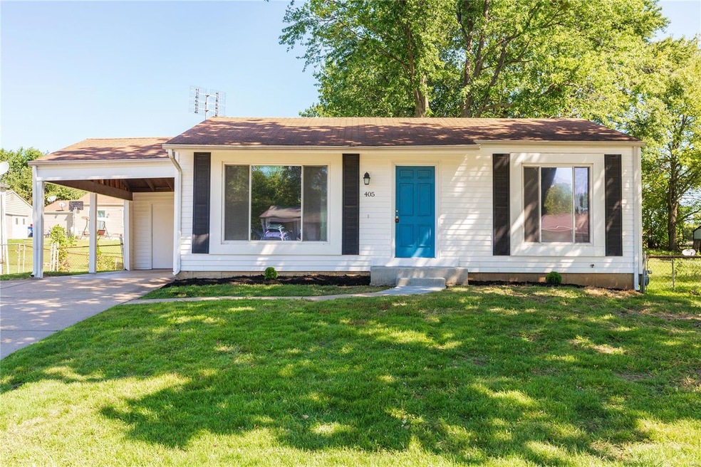 ADORABLE, UPDATED & Move in Ready Ranch home in O'