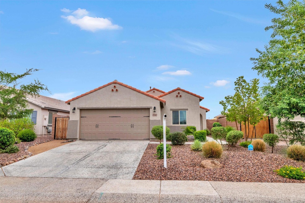 2247 E Ha-003-28-DLB 5452-MLS_Size