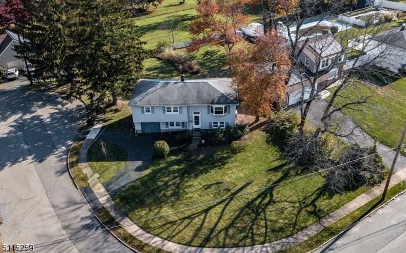 9 Xenia Ct, Mine Hill, NJ 07803 - photo 1