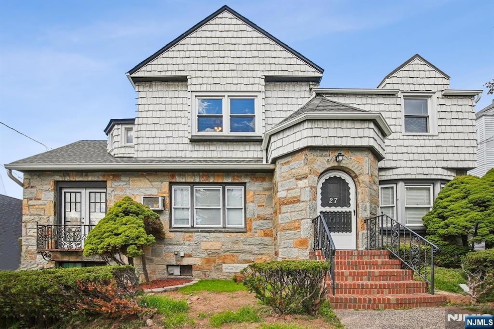 For Rent $2,500/month