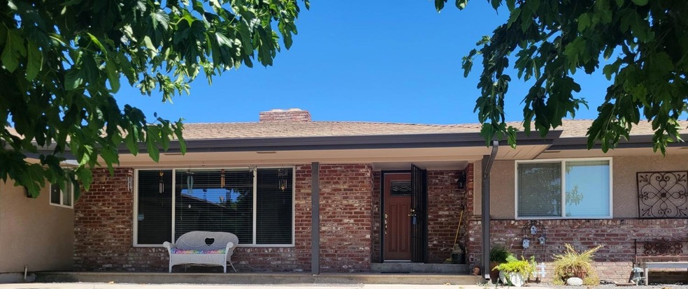 7760 Crane Rd, Oakdale, CA 95361 - photo 1