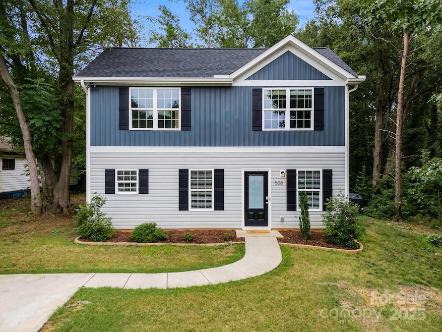 Pending $295,000 • Co-Listing Agent