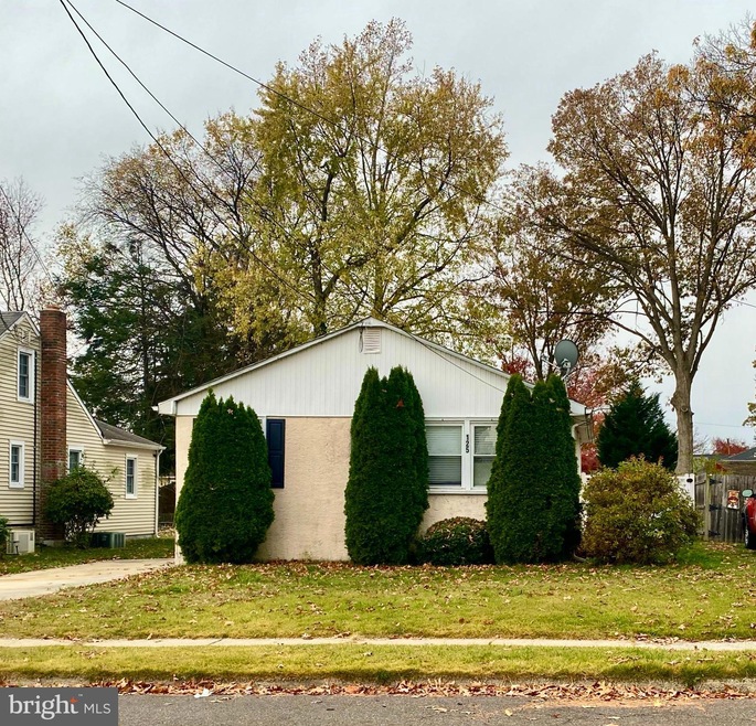 125 Orchard Ave, Runnemede, NJ 08078 - photo 1