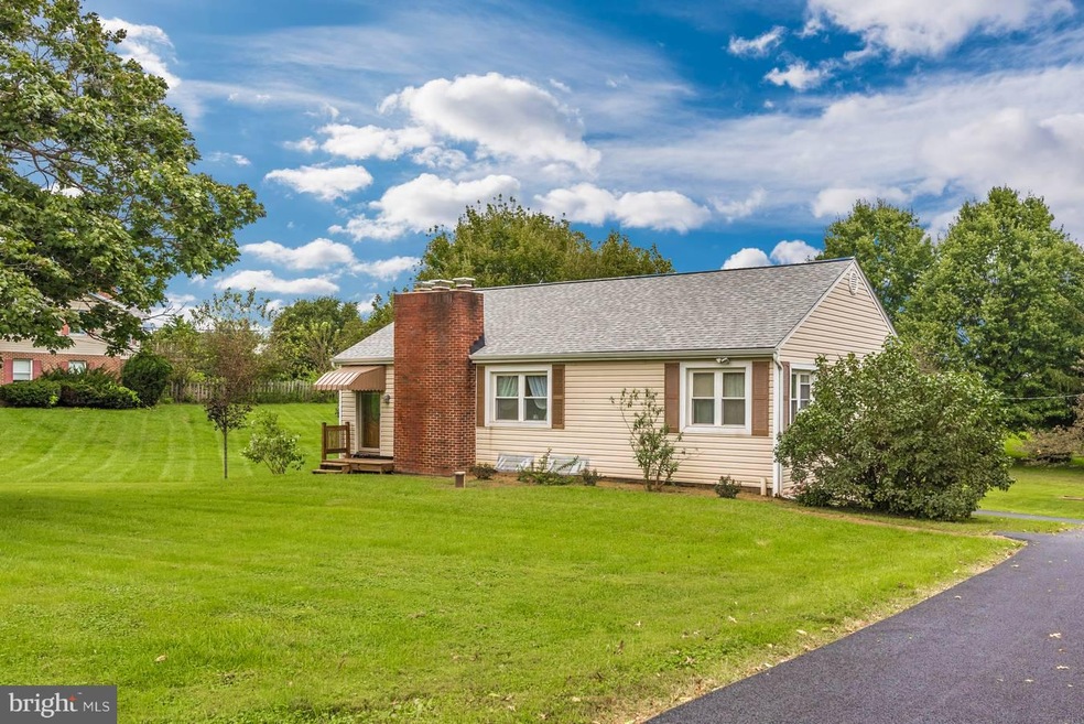 1102 Rosemont Dr, Knoxville, MD 21758 - photo 1