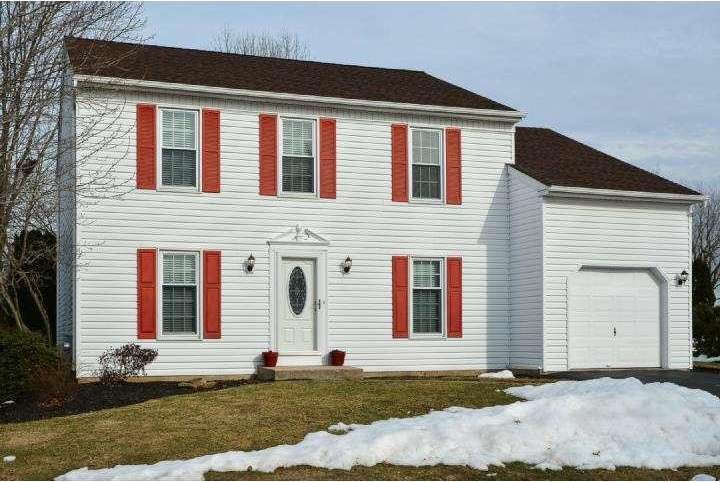 204 Abbey Dr, Royersford, PA 19468 - photo 1