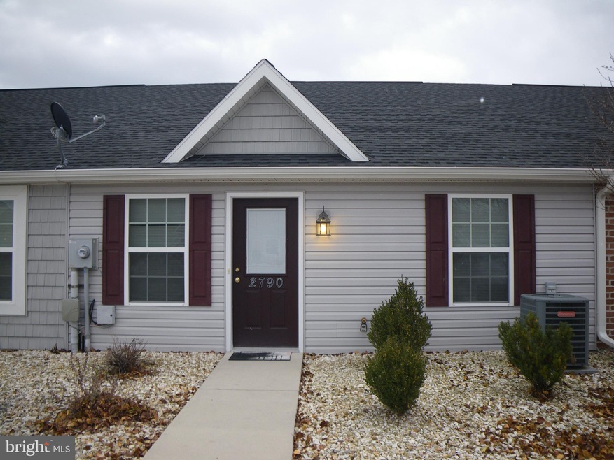 2790 Roosevelt Dr, Chambersburg, PA 17201 - photo 1