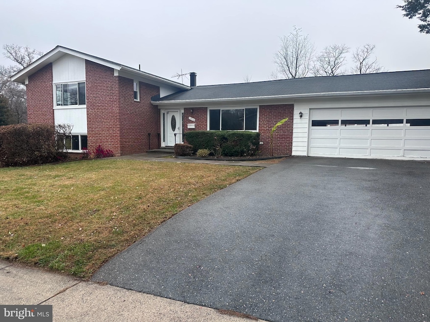 11514 Yates St, Silver Spring, MD 20902 - photo 1