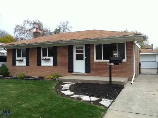 30428 Indigo St, Roseville, MI 48066 - photo 1