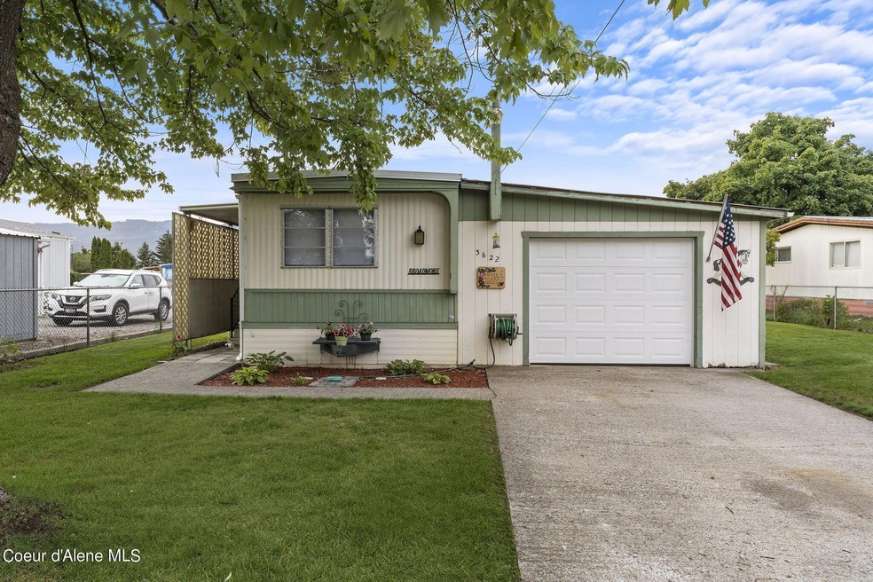1-web-or-mls-3622-w-hudlow-dr