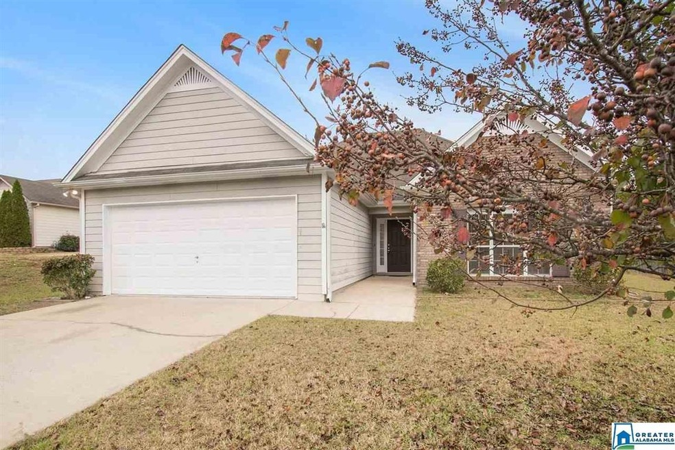 460 Camden Cove Cir, Calera, AL 35040 - photo 1