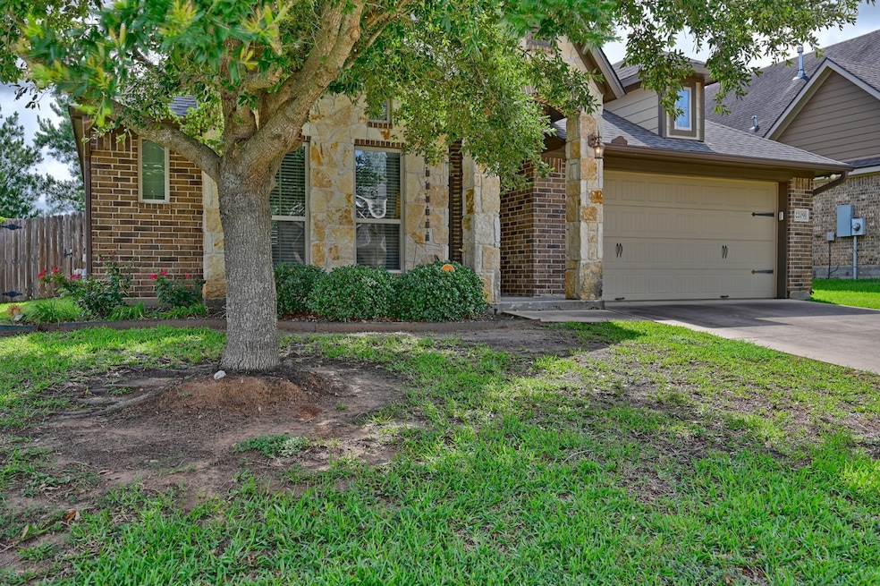 Pending $302,500 • Co-Listing Agent