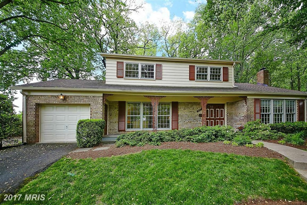 6603 Goldsboro Rd, Falls Church, VA 22042 - photo 1