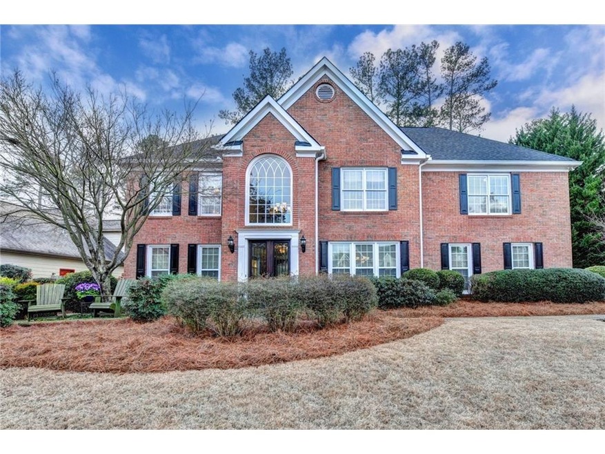 Handsome Brick Front Traditional Home in Cul-de-Sa