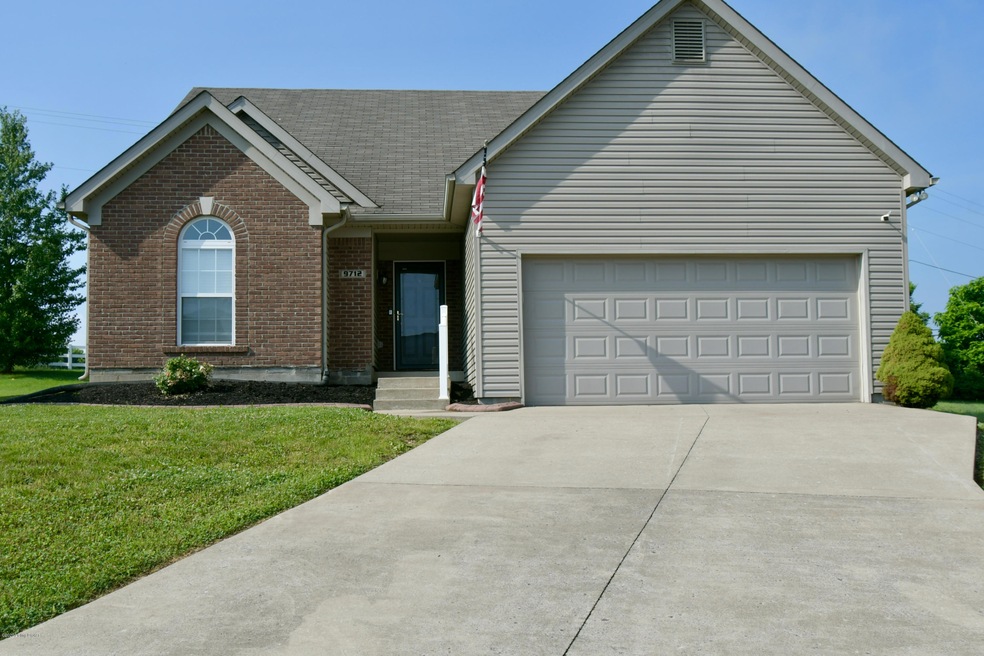 9712 Evanwood Ct, Louisville, KY 40228 - photo 1