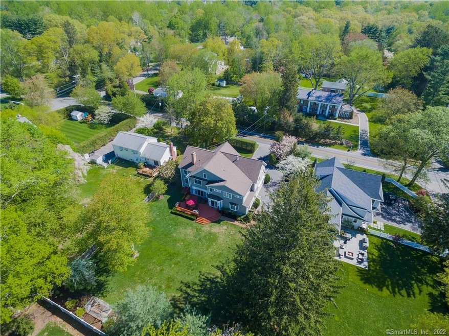 47 Bulkley Ave N, Westport, CT 06880 - photo 1