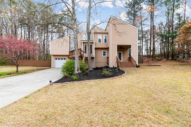 2198 Spear Point Dr, Marietta, GA 30062 - photo 1