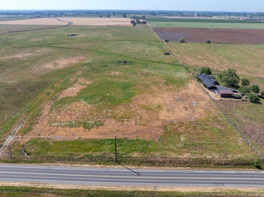 1 E Bellevue Rd, Merced, CA 95348 - photo 1