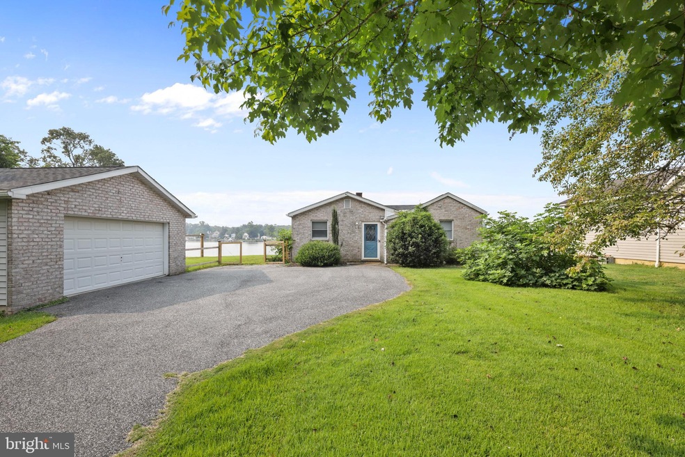 11235 Beach Rd, White Marsh, MD 21162 - photo 1