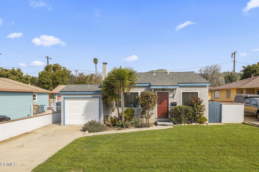 1-web-or-mls-UpmarketMedia-3707Pal-5