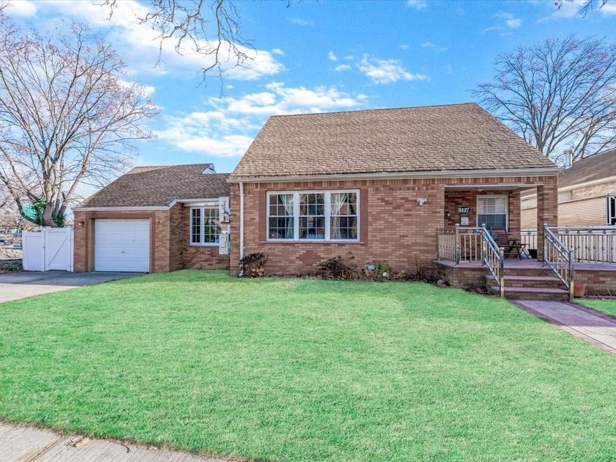 81-27 243rd St, Bellerose, NY 11426 - photo 1