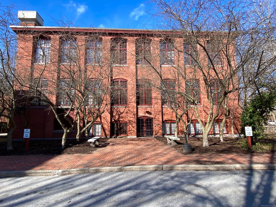 The South Mill Building