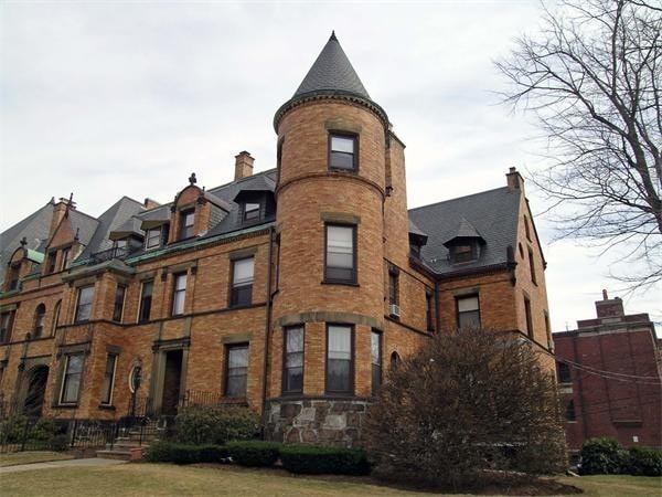 1763 Beacon St unit 2, Brookline, MA 02445 - photo 1