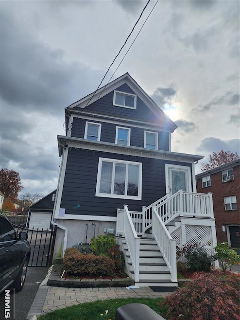 30 E 15th St unit 2, Linden, NJ 07036 - photo 1